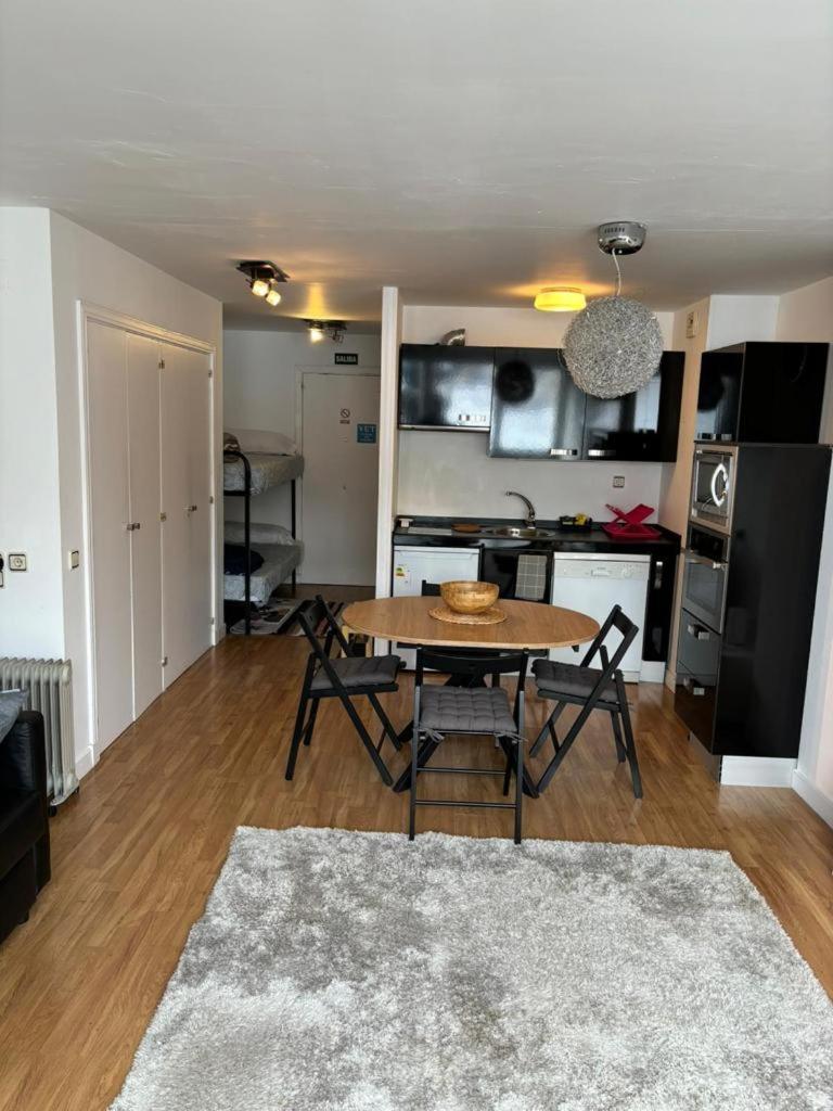 Apartamento 阿斯托恩 外观 照片